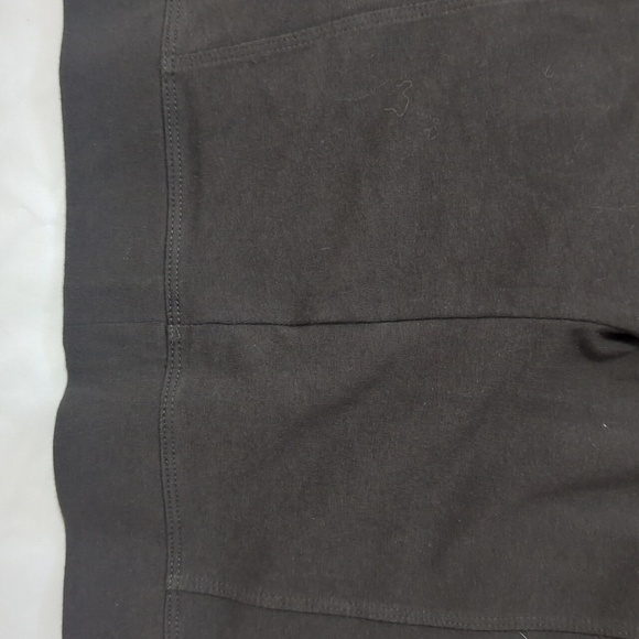 Express Zippered Pocket Leggings, Color Green Size M - Picture 11 of 13